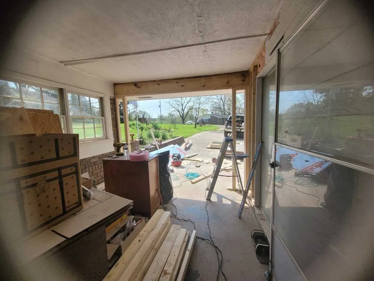 Air movers and dehumidifier for Drying & Dehumidification in Florence-Graham